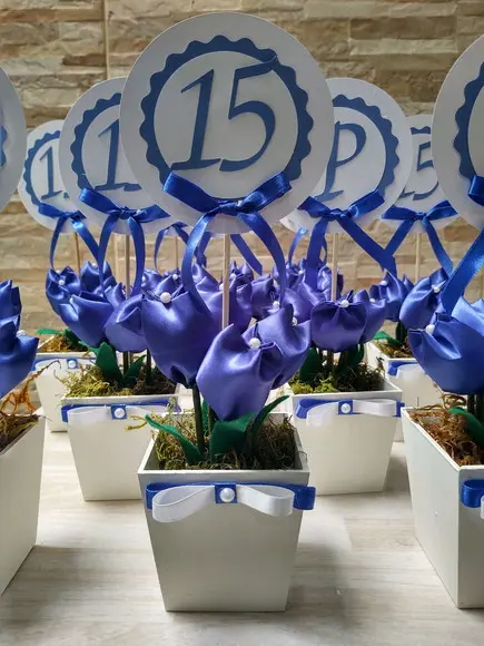 Centro de Mesa 15 Anos Azul Royal