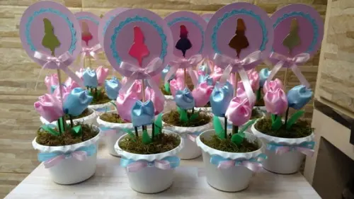 Centro de Mesa Alice no País das Maravilhas