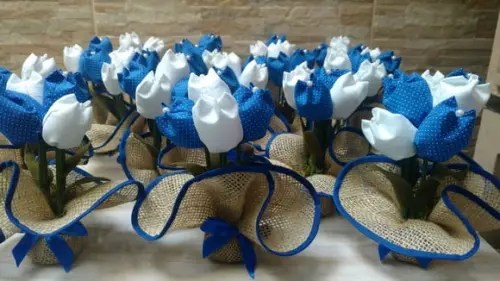 Centro de Mesa Azul Royal