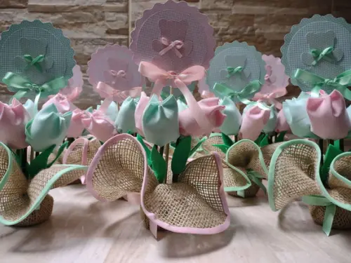 Centro de Mesa Chá Revelação Rosa e Verde