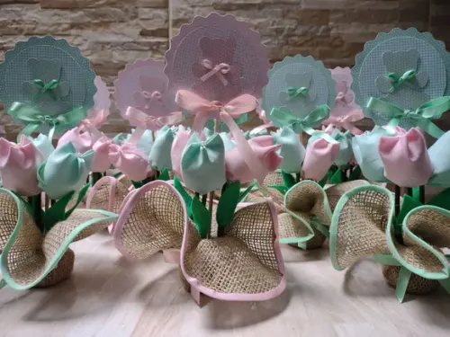 Centro de Mesa Chá Revelação Rosa e Verde