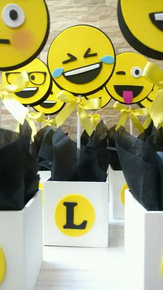 Centro de Mesa Emojis