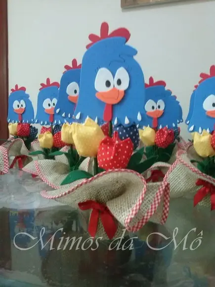 Centro de Mesa Galinha Pintadinha