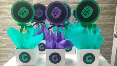 Centro de Mesa Hulk Roxo e Verde