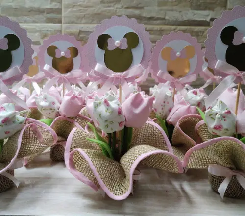 Centro de Mesa Minnie Rosa e Dourado