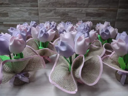 Centro de Mesa Rosa e Lilás