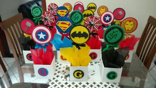 Centro de Mesa Super Heróis