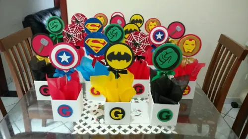 Centro de Mesa Super Heróis