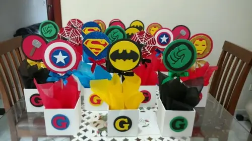 Centro de Mesa Super Heróis