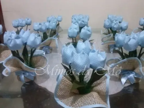 Centro de Mesa Tulipas Azul Bebê