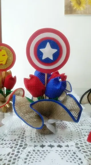 Centro de Mesa Vingadores