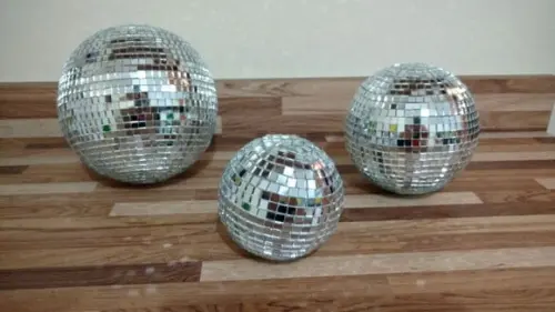 Kit com 3 Bolas Espelhadas