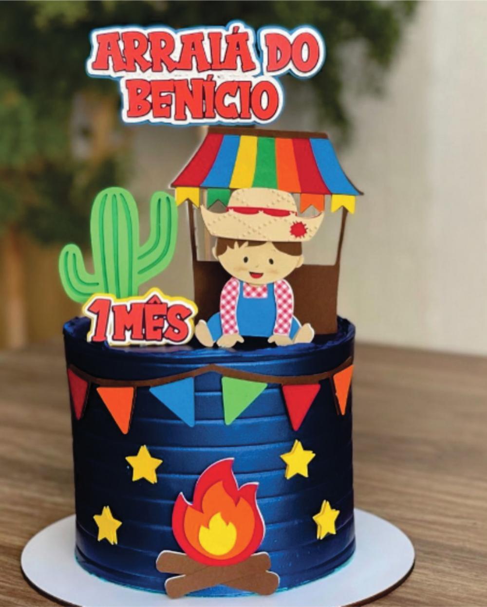 Topo de Bolo Junino Menino Arquivo de Corte