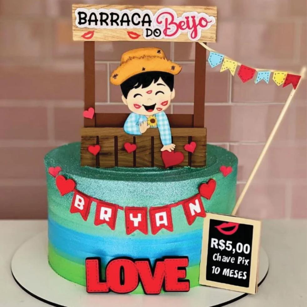 Topo de Bolo Junino Menino Arquivo de Corte