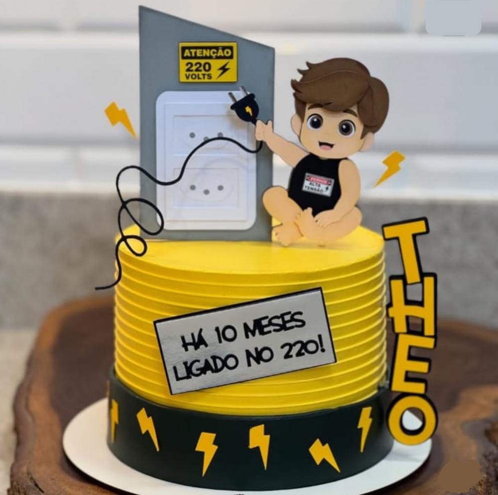 Topo de bolo ligado no 220v baby Arquivo de corte