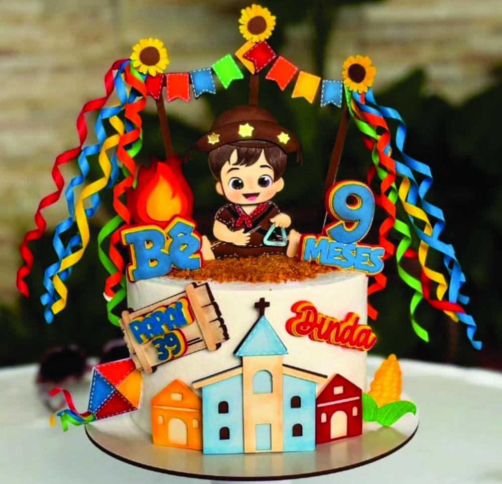 Topo de Bolo Junino Menino Arquivo de Corte