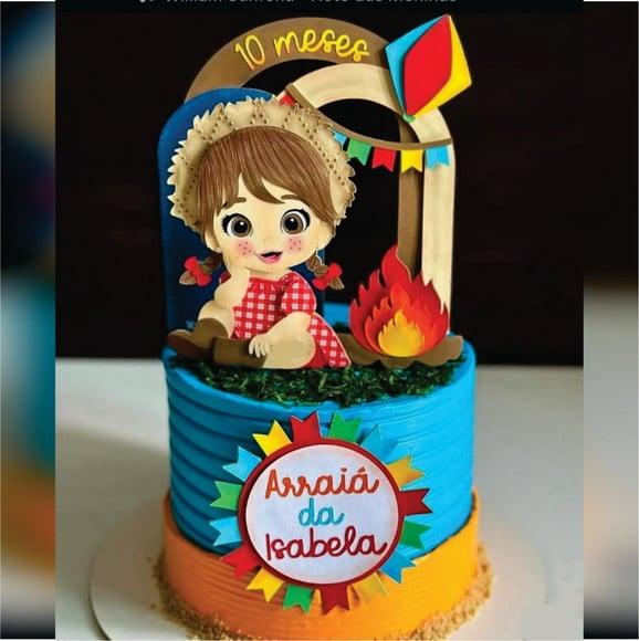 Topo de Bolo Arraiá Menina Caipira