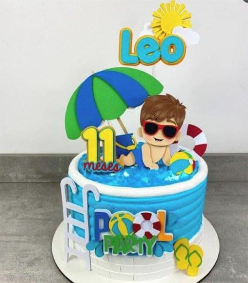Topo de Bolo Pool Party
