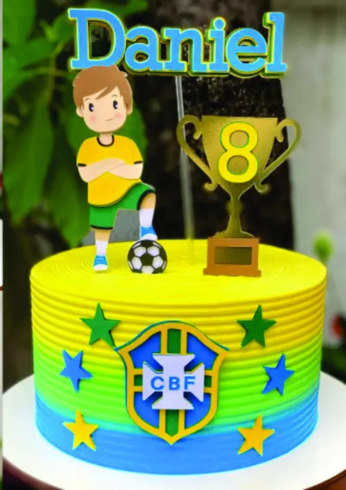 Topo de Bolo Futebol Menino Brasil Arquivo de Corte Silhouette