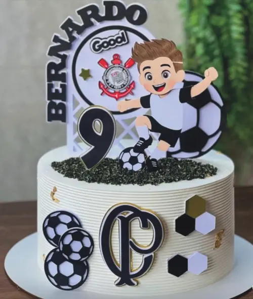 Topo de Bolo Futebol Menino Arquivo de Corte Silhouette - Cópia