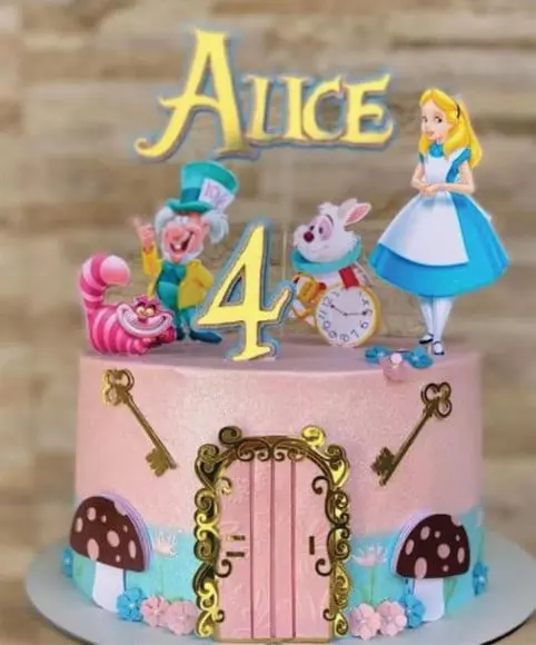 Topo de Bolo Alice no Pais das Maravilhas