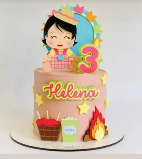 Topo de Bolo Arraiá Menina Caipira