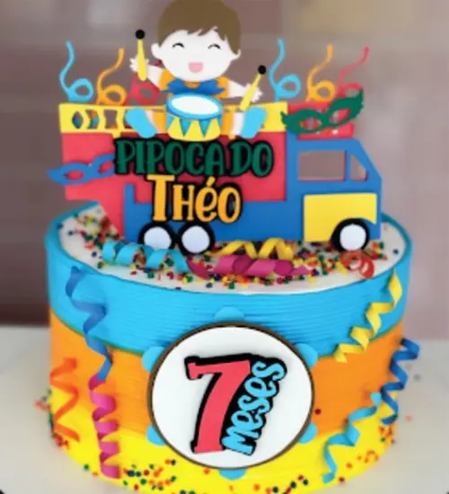 Topo de Bolo Bloquinho Menino no Trio