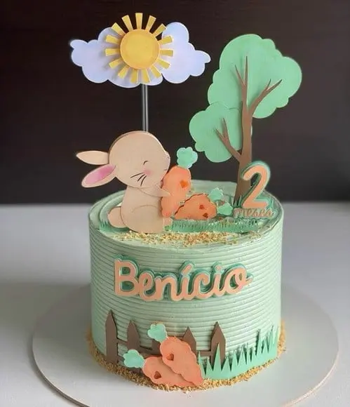 Topo de Bolo Páscoa Coelhinho com Cenoura