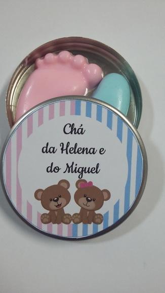 Lembrancinha Gêmeos, Chá Revelação, Latinha com Pezinho