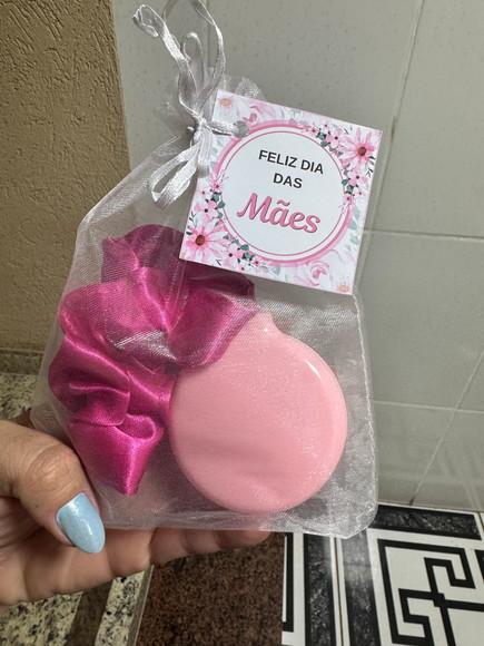 Brinde Dia da Mães Kit Escova Espelho e Scrunchie
