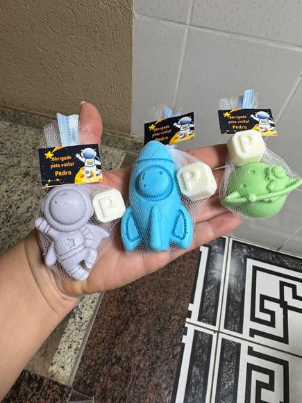 Sabonete de Astronauta Lembrancinha Astronauta com Inicial