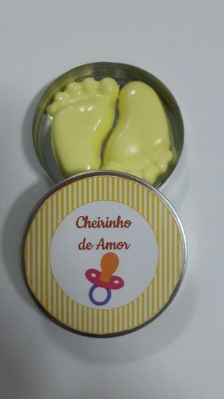 Latinha Com Sabonete, Pezinhos