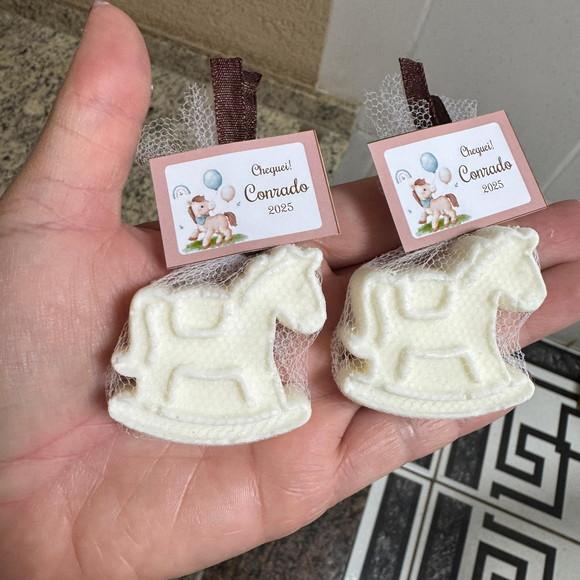 Sabonete Cavalinho de Pau Lembrancinha de Nascimento