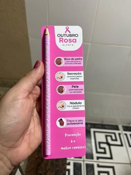 Lápis Personalizado com Card Outubro Rosa