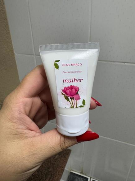 Hidratante Corporal de Lembrancinha Brinde Dia da Mulher