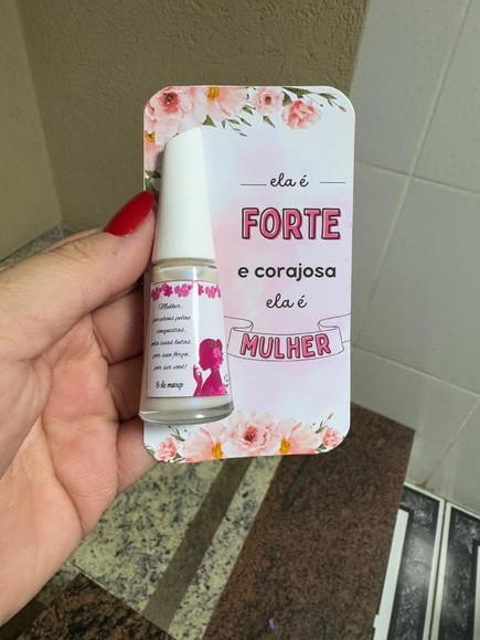 Esmalte com Cartão Brinde Dia da Mulher