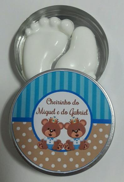 Latinha Com Mini Pezinhos, Gêmeos, Maternidade, Nascimento