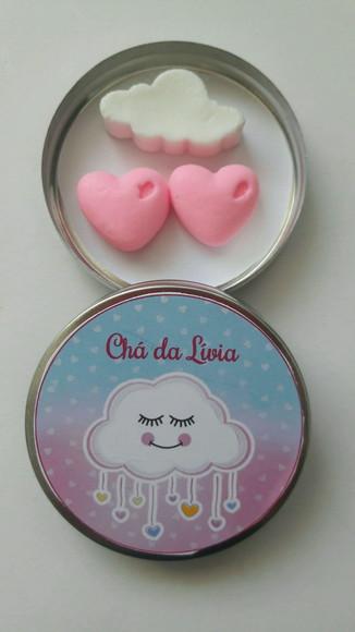 Latinha Com Nuvem E Coração De Sabonete, Lembrancinha Chuva