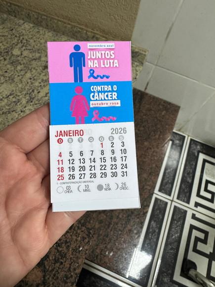Calendário 2027 Brinde Outubro Rosa e Novembro Azul