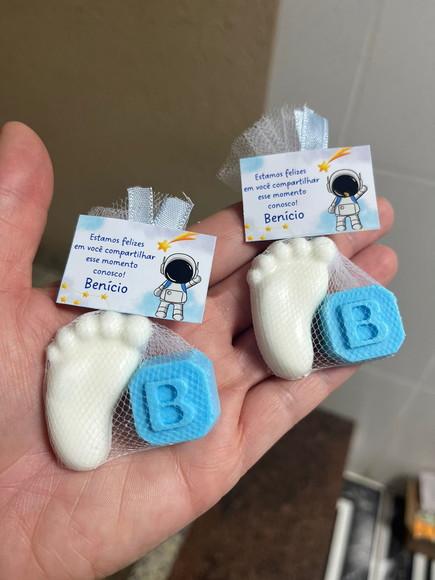 Sabonete de Pezinho com Inicial, Lembrancinha de Maternidade