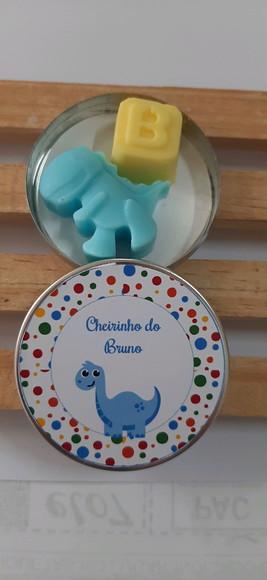 Latinha Com Sabonete De Dinossauro E Inicial, Lembrancinha