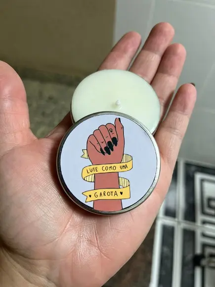 Latinha com Vela para Dia da Mulher, Lembrancinha Vela