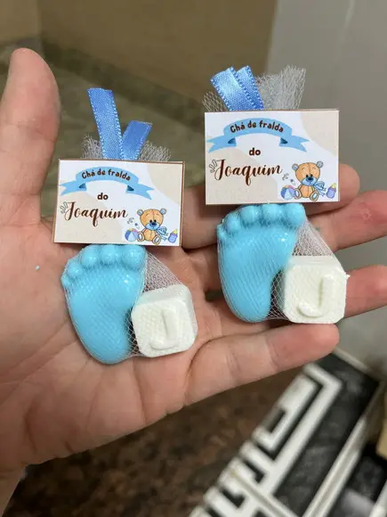 Lembrancinha Maternidade Letrinha com Pezinho de Sabonete