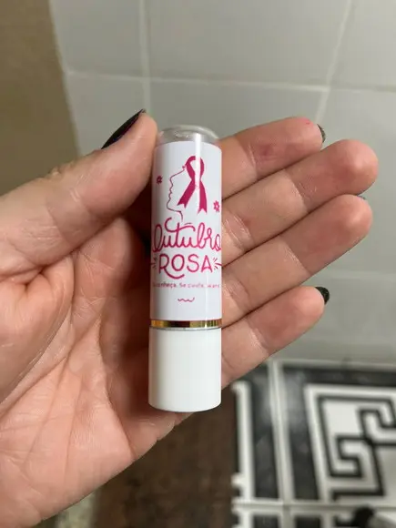 Brinde Outubro Rosa, Manteiga de Cacau Personalizada
