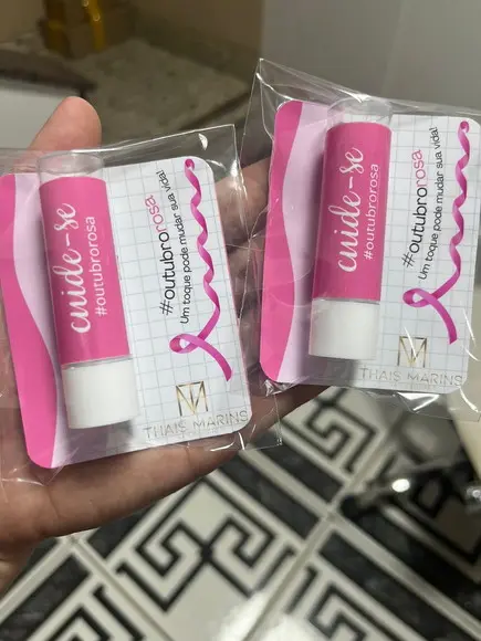 Manteiga de Cacau Personalizada com Card, Outubro Rosa
