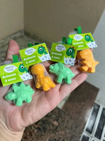 Sabonete de Dinossauro, Lembrancinha Chá, Nascimento