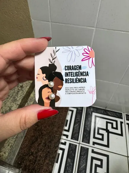 Card com Brinco Pérola, Dia das Mulheres, Lembrancinha