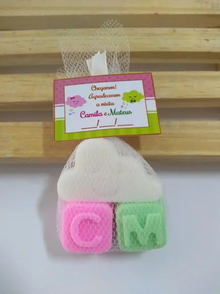 Lembrancinha De Gêmeos, Revelação, Nuvem Com Letras