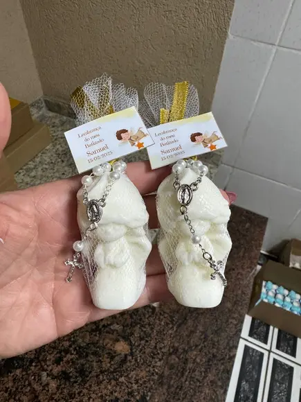 Sabonete Anjinho com Mini Terço Lembrança de Batizado