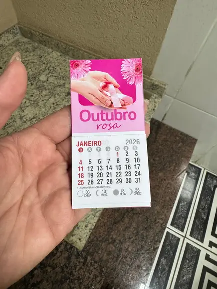 Calendário 2027 - Brinde Outubro Rosa